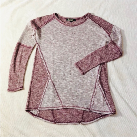 Absolutely Famous Tops - 🌸3/$20-$4.99 Ship🌸 Absolutely Famous Tunic